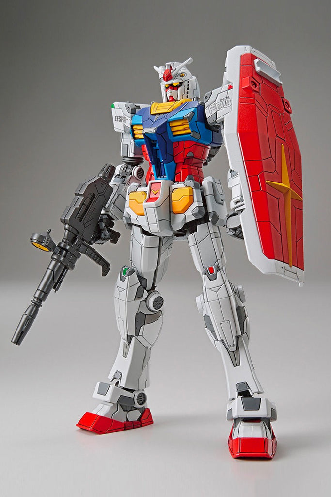 Le Gundnam RX-78F00 grandeur nature est officiellement dévoilé