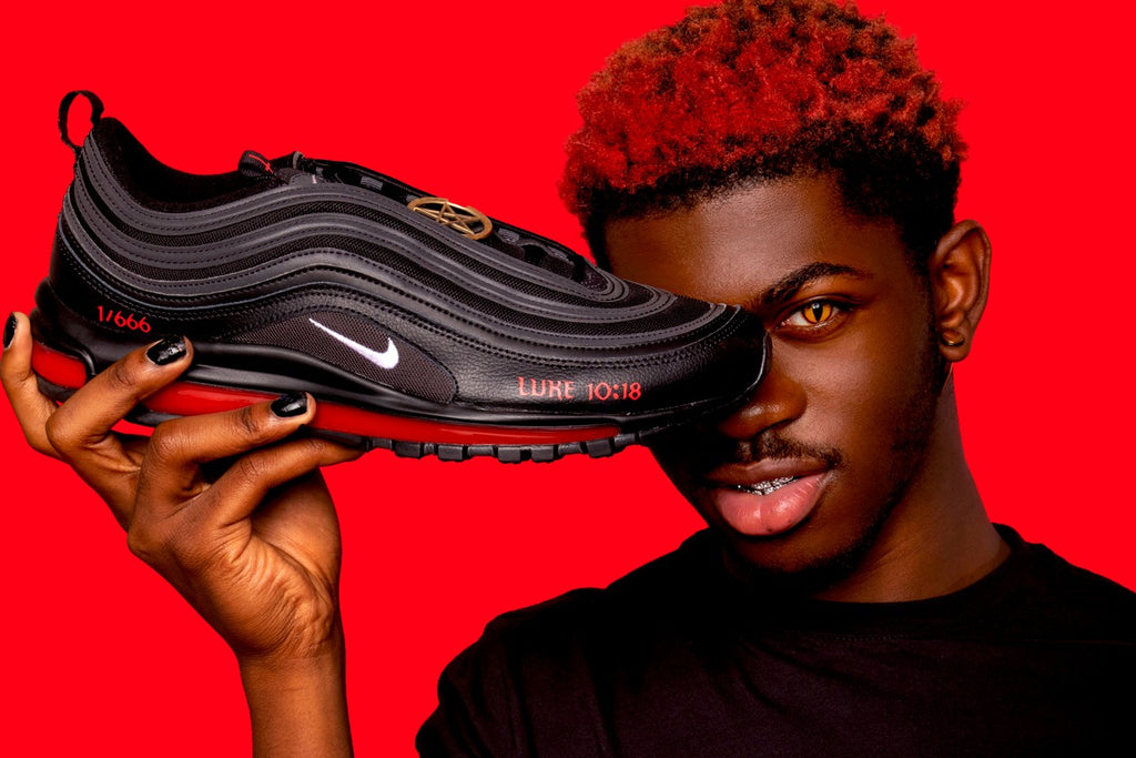 Nike attaque en justice MSCHF après la vente des « Satan Shoes » de Lil Nas X