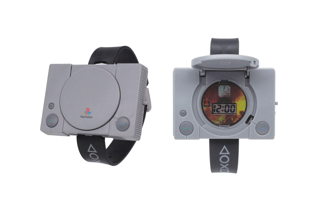 Takara Tomy Arts fusionne la PlayStation et la Saturn de SEGA pour la création d'une montre insolite
