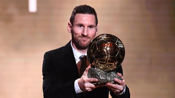 Lionel Messi contraint de laisser un de ses trophées à Barcelone