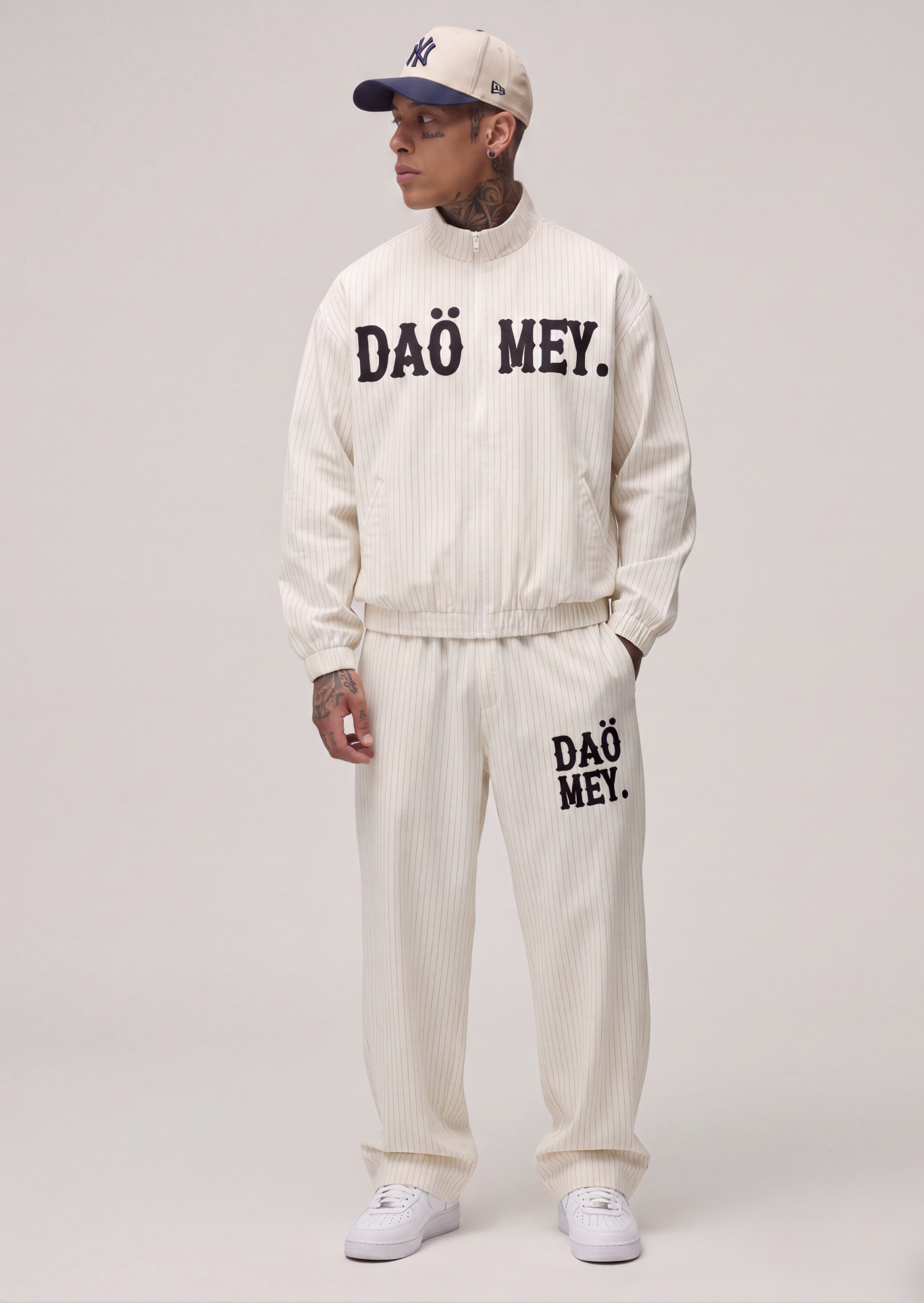 Pantalon Plissé Rayé Blanc | Daömey Lifestyle