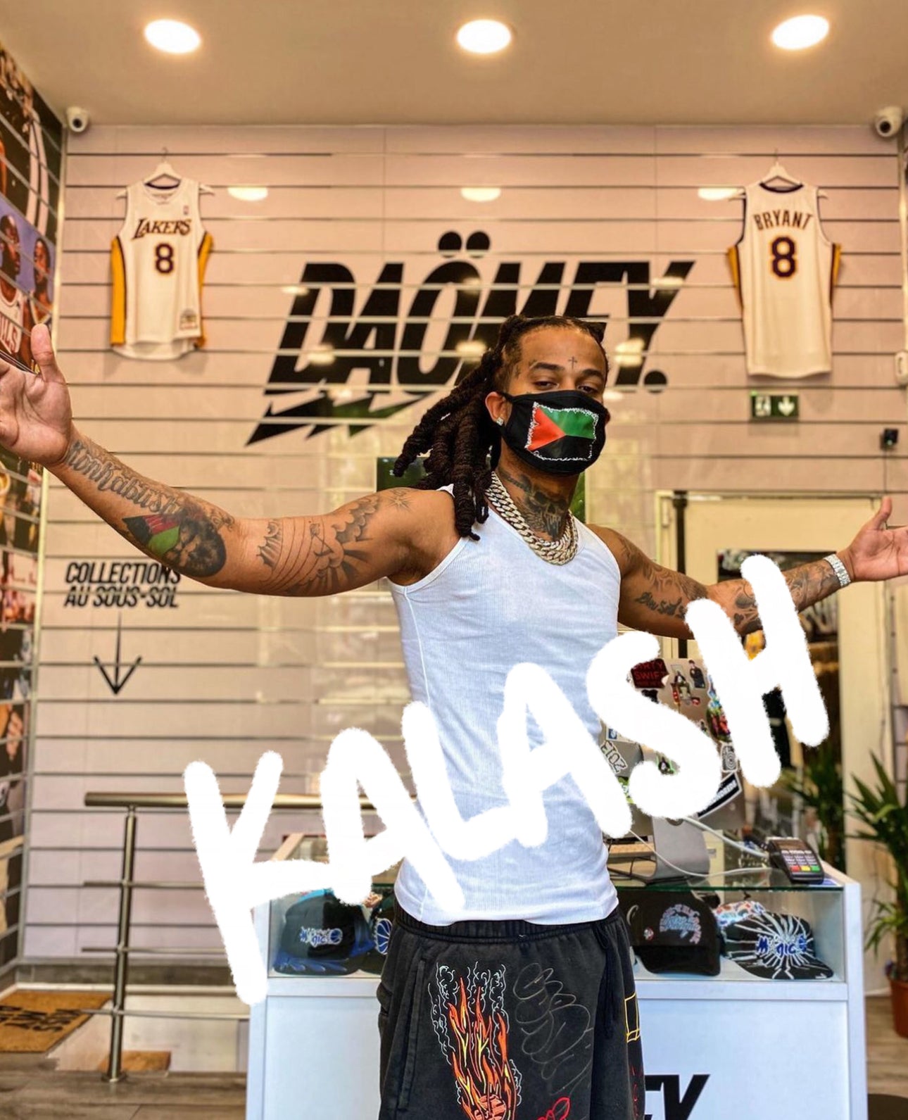 Kalash.jpg__PID:3a53dedc-60b8-4765-9a0d-3de422dd045d