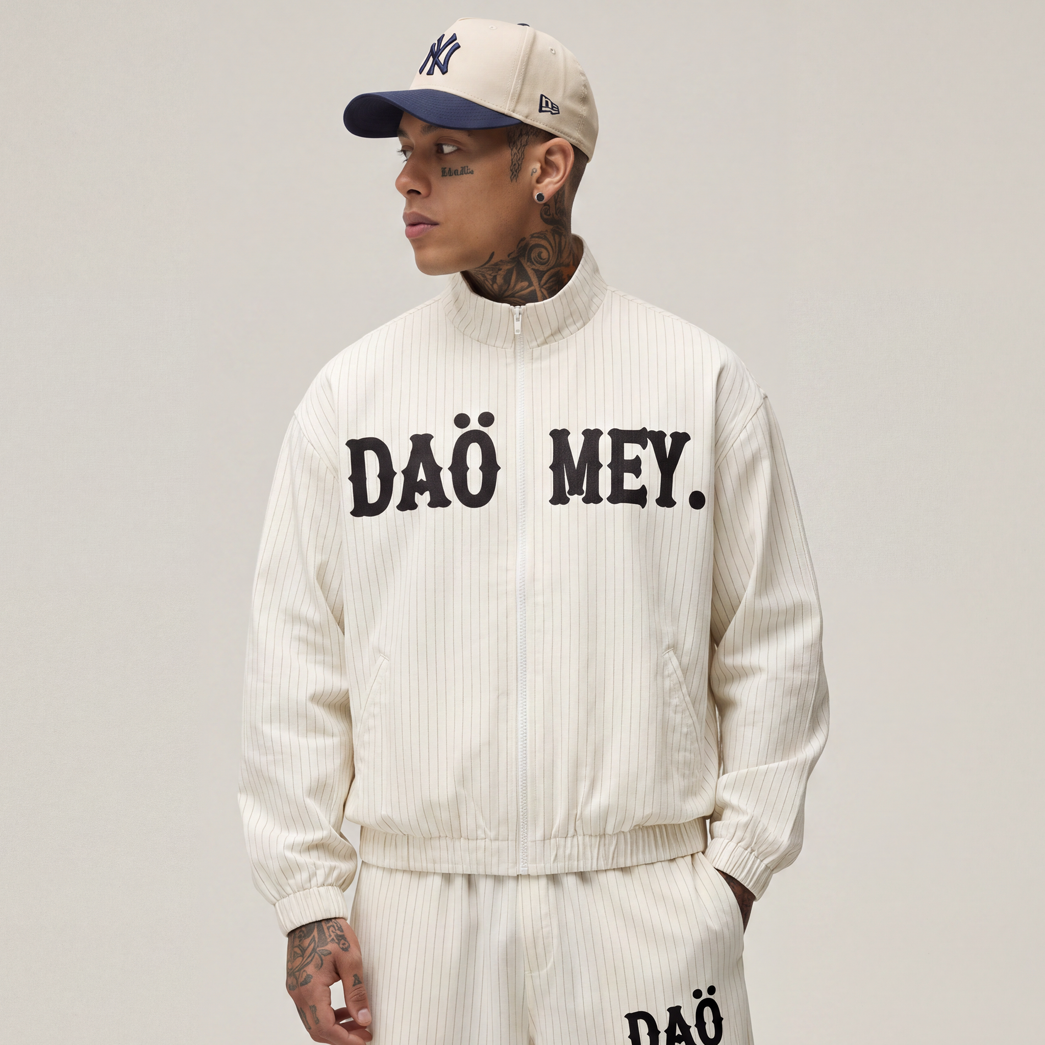 Veste de Survêtement Rayée Zippée Blanche | Daömey Lifestyle